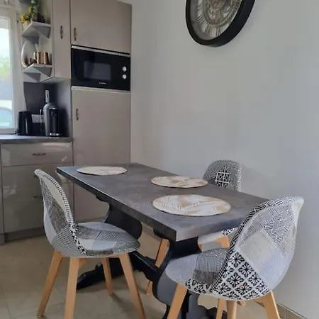 Fleur D'or Proche Rer C Evry Bretigny-sur-Orge